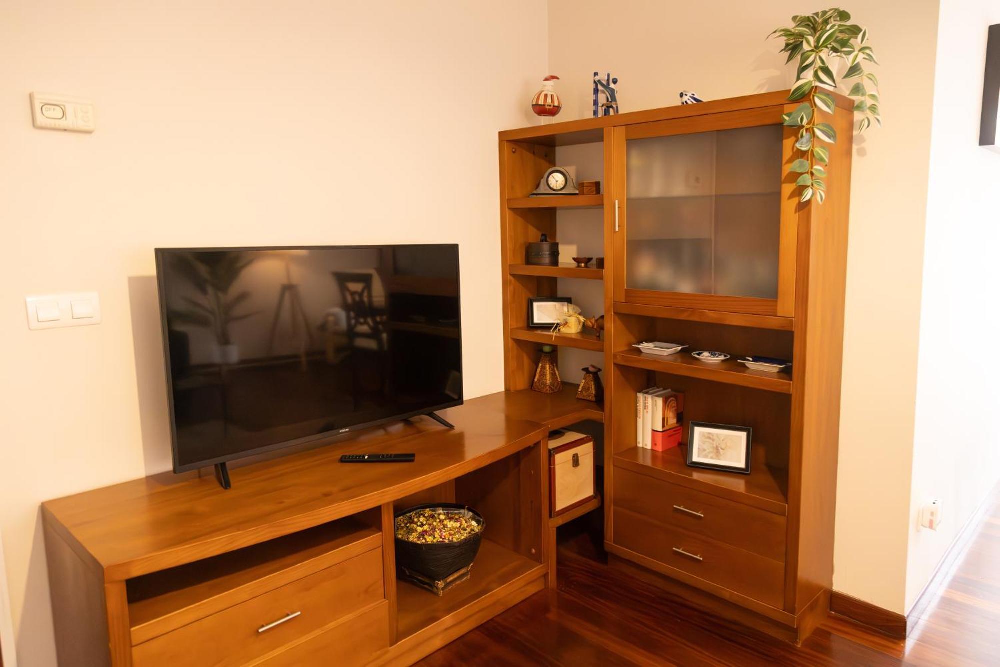 Apartamento Completo, Amplio, Muy Iluminado Y Con Plaza De Garaje Incluida. O Grove Exterior foto